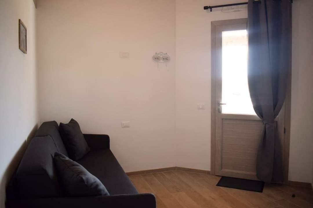 Corallo Rooms 布多尼 外观 照片